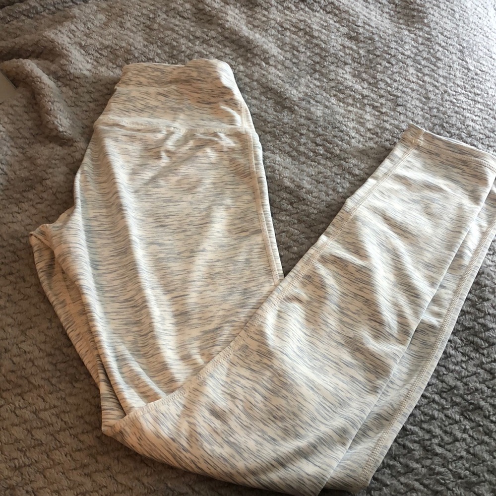 White and grey high waisted leggings